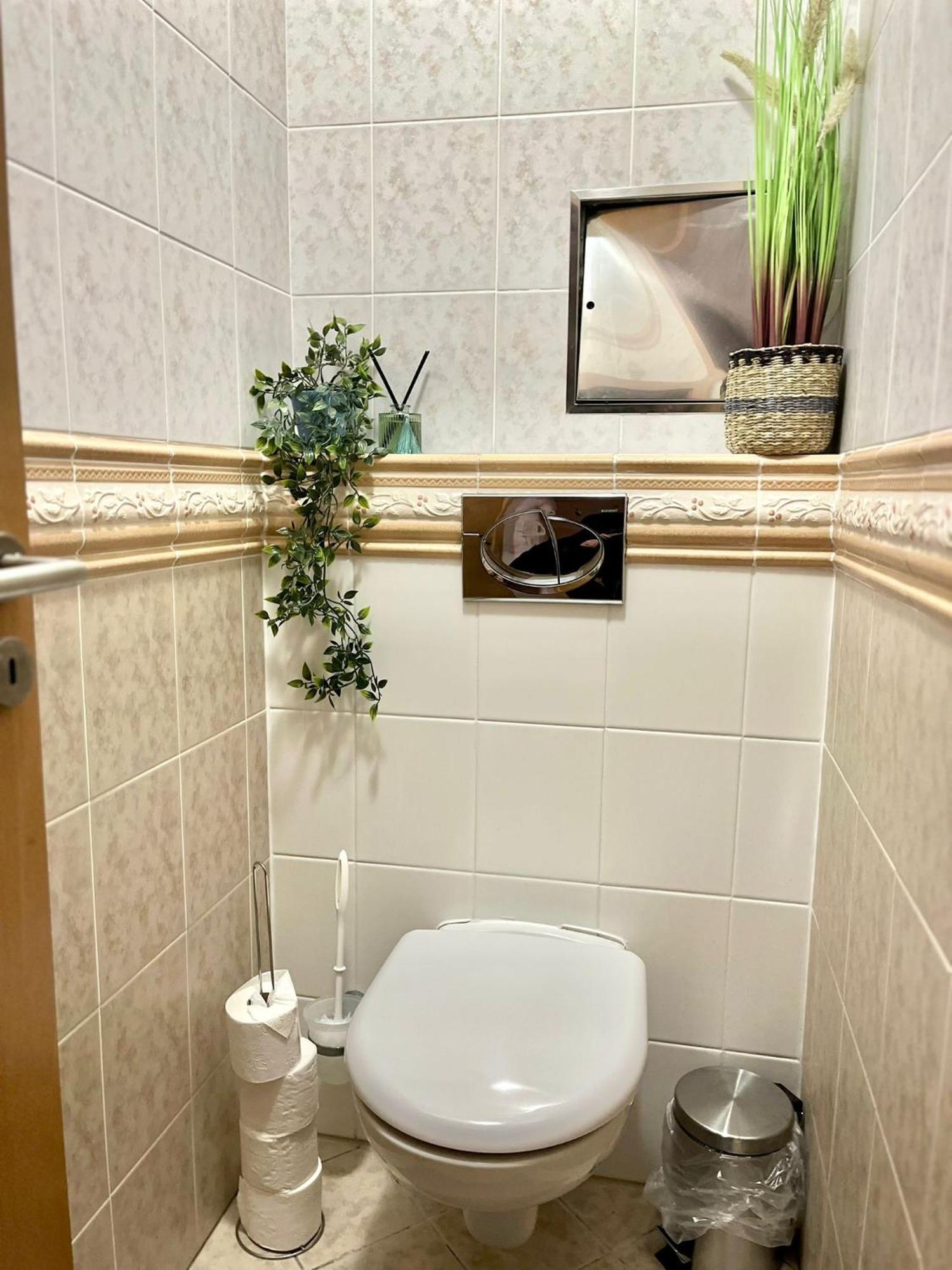 Apartment Tina - Old Town, Ac, Free Private Parking Bratislava Esterno foto