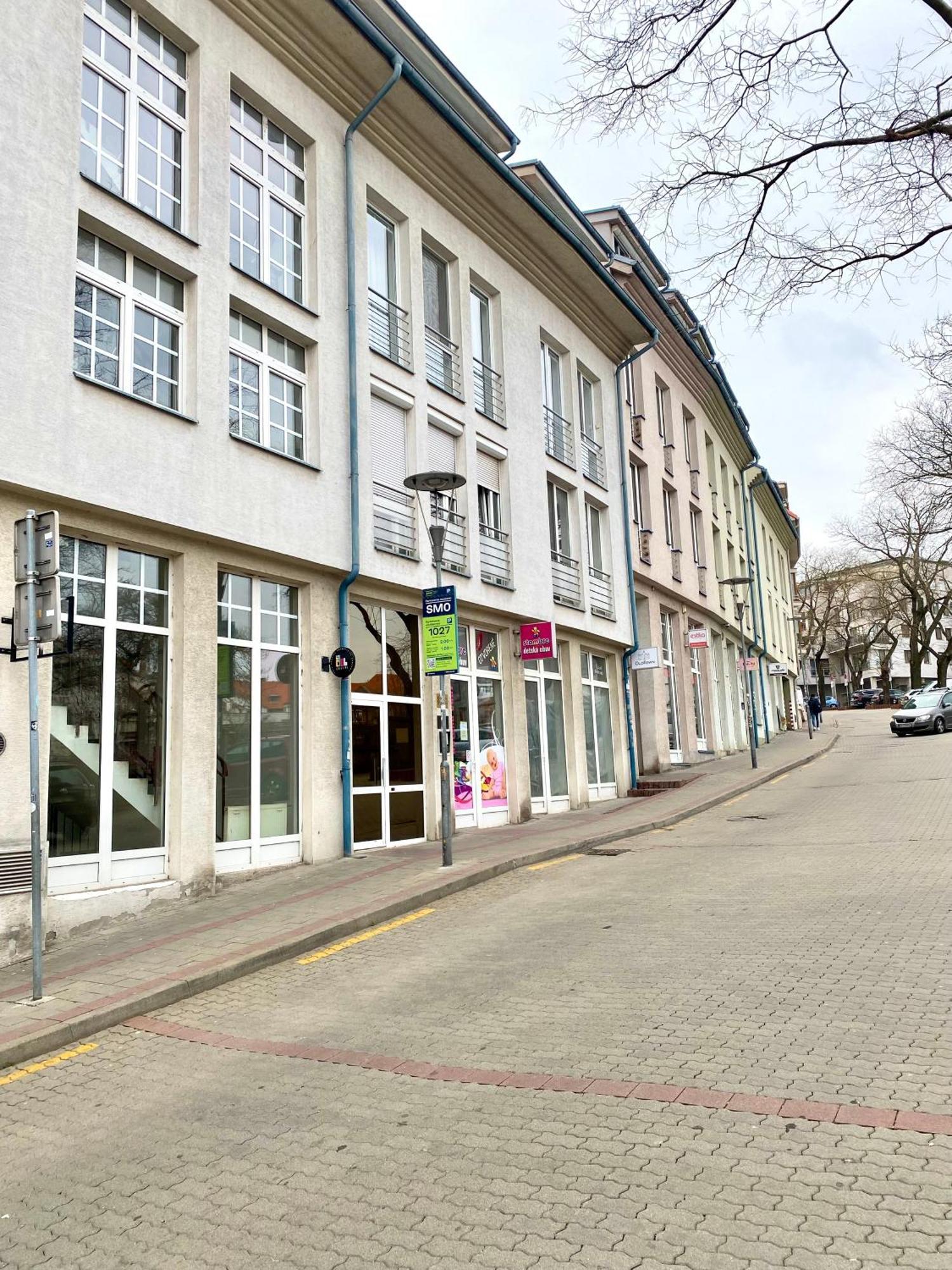 Apartment Tina - Old Town, Ac, Free Private Parking Bratislava Esterno foto